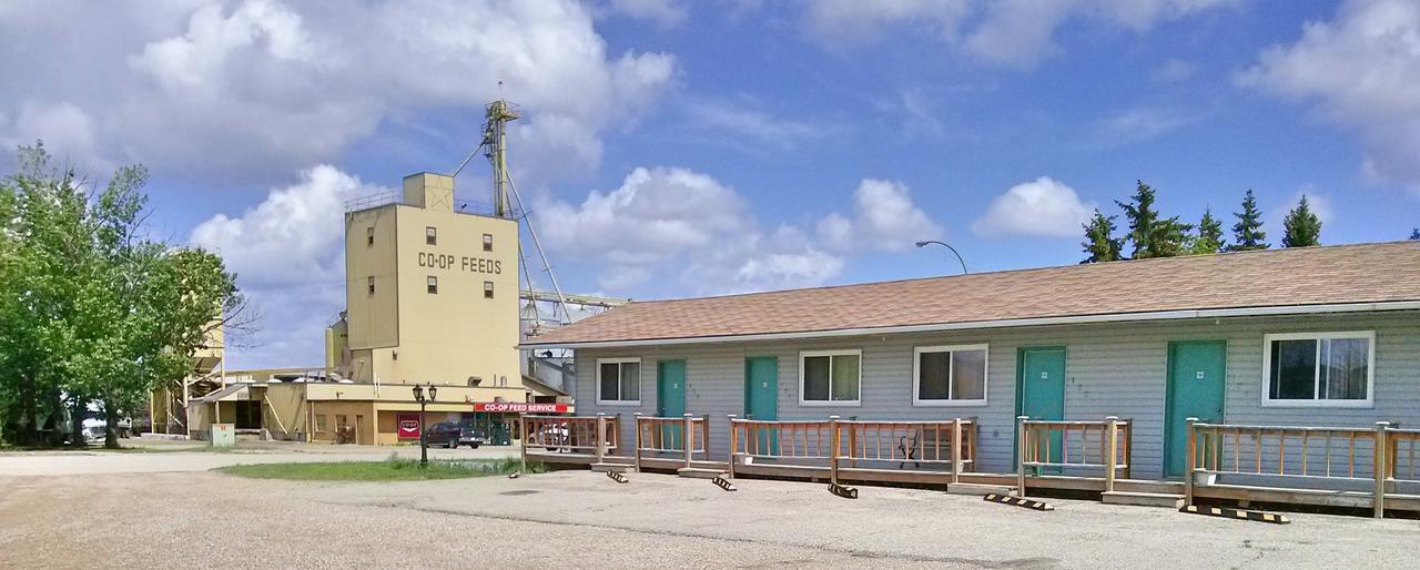 Moosomin Motel Экстерьер фото