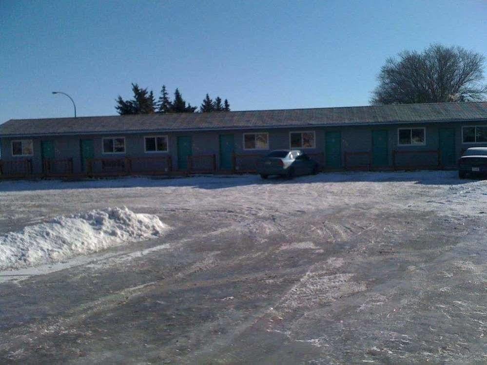 Moosomin Motel Экстерьер фото