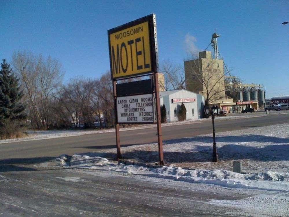 Moosomin Motel Экстерьер фото