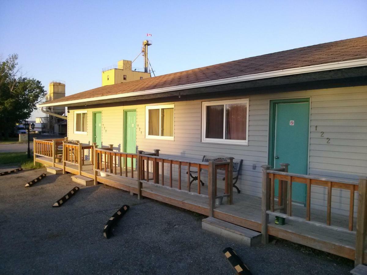 Moosomin Motel Экстерьер фото